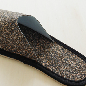 GOMK arenot コルク